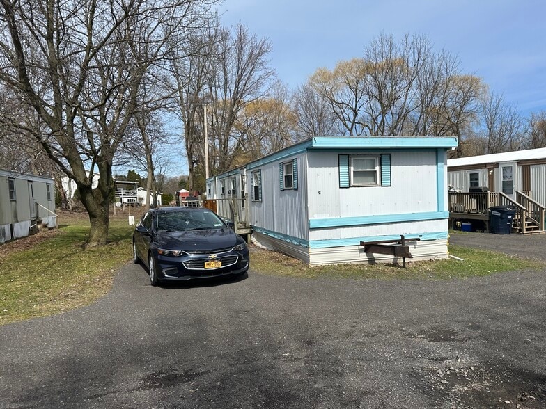 More Photos Of 2815 Miller Rd, Waterloo Village Manufactured Housing Mobile Home Park For Sale