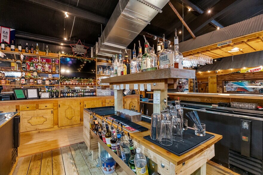 More Photos Of 3801 Happy Bend Rd, Atkins Restaurant For Sale