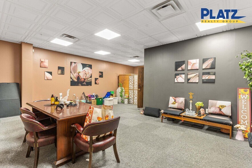 More Photos Of 231-239 Main Ave SW, Warren Storefront For Sale