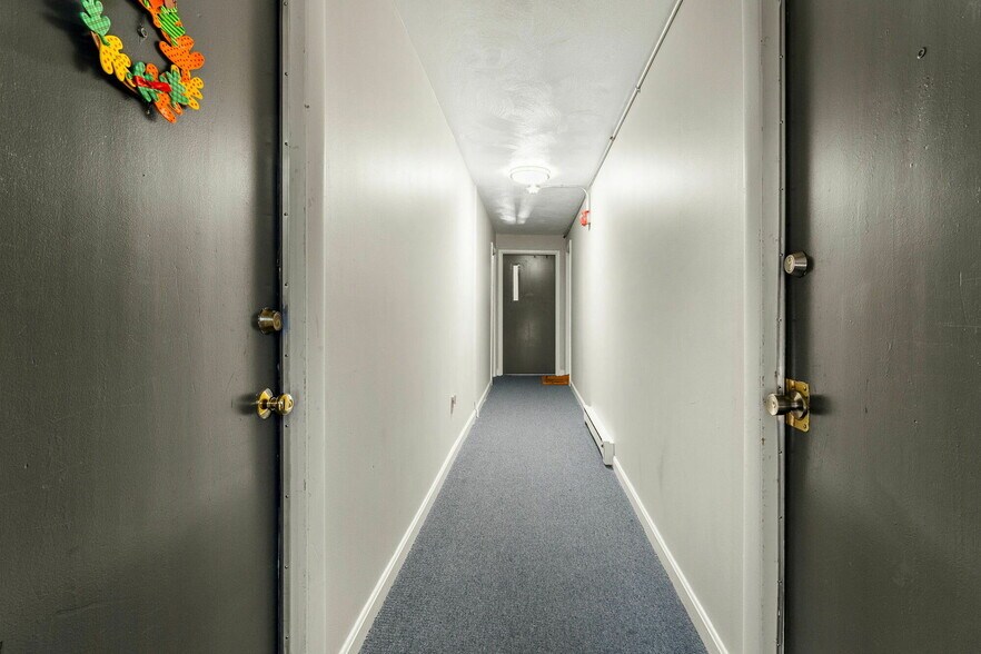 More Photos Of 1669-1671 Main St, Leicester Apartments For Sale