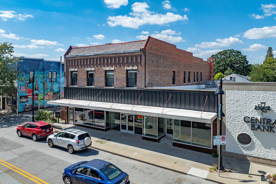 Primary Photo Of 3614 6th Ave, Des Moines Apartments For Lease