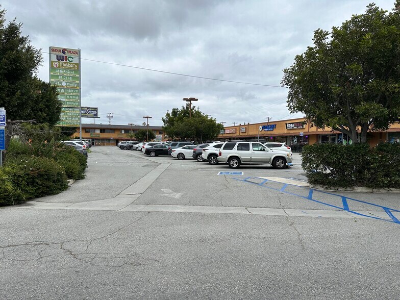 More Photos Of 15112-15212 S Western Ave, Gardena Unknown For Lease