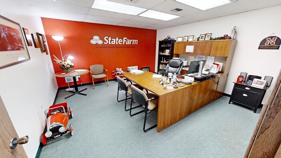 More Photos Of 103-105 E 27th St, Hays Office For Sale