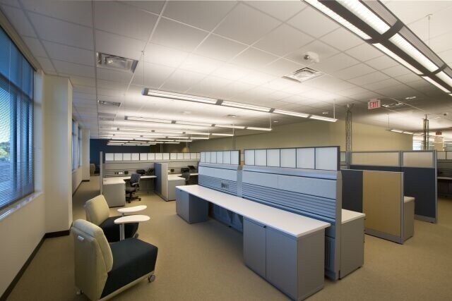 More Photos Of 1967 Hawks Lndg, Louisville Office For Lease