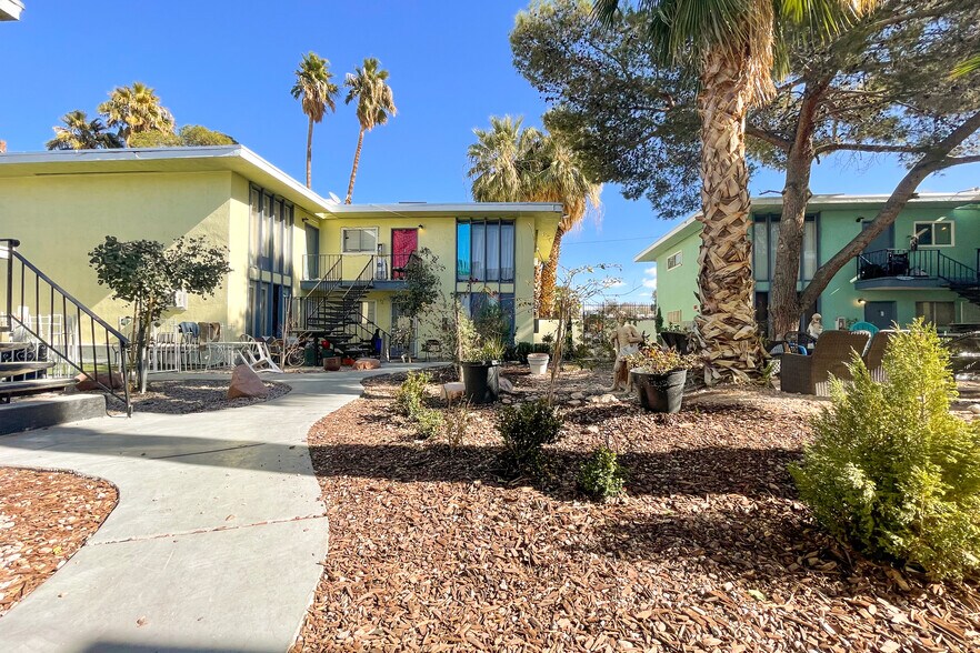 More Photos Of 2635-2655 Sherwood St, Las Vegas Apartments For Sale