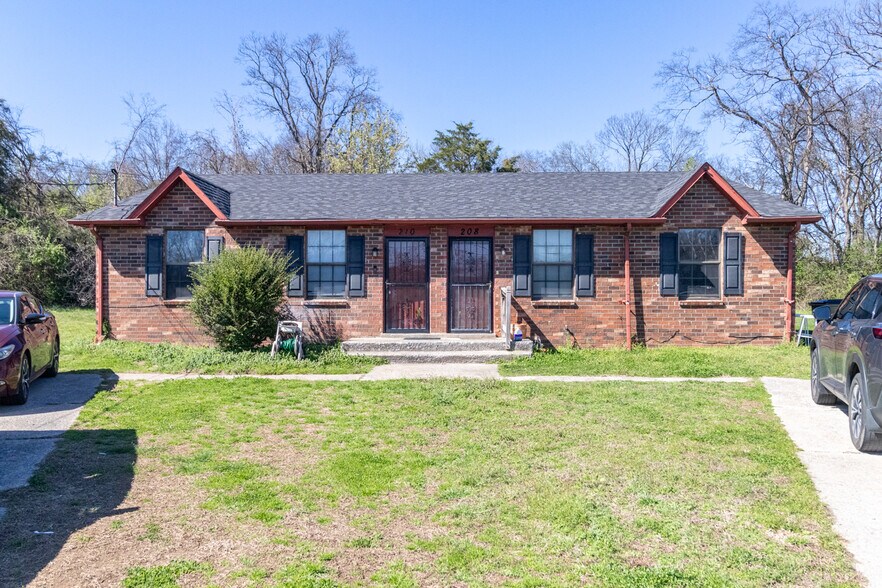 More Photos Of , Nashville Multifamily For Sale