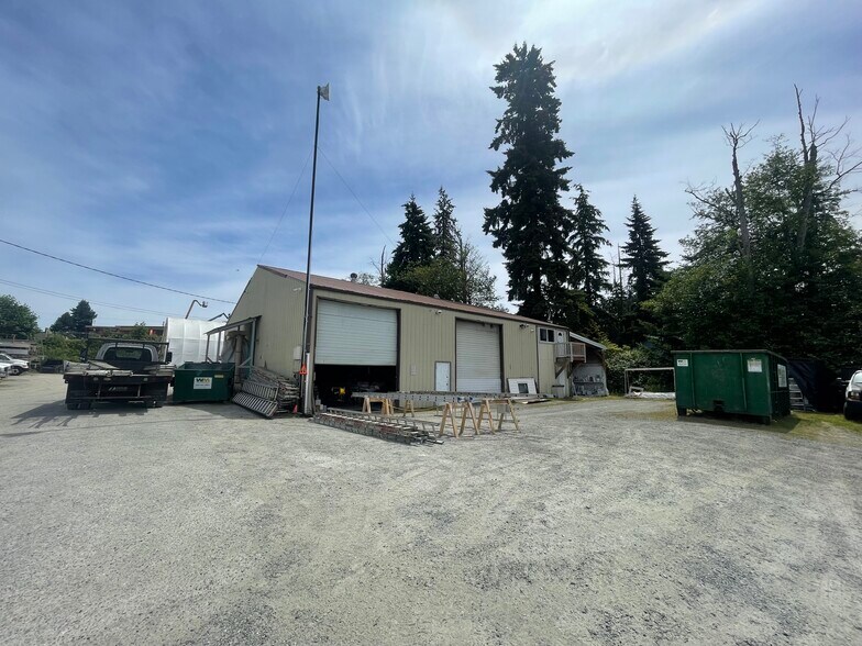 More Photos Of 12503 Evergreen Dr, Mukilteo Contractor Storage Yard For Lease