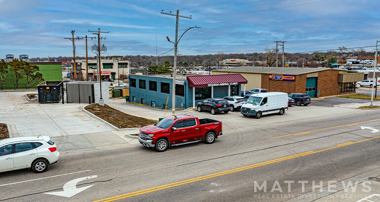 More Photos Of 5915 Broadmoor St, Mission Office For Sale