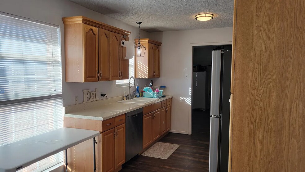 More Photos Of 406 E FM 1585, Lubbock Specialty For Sale