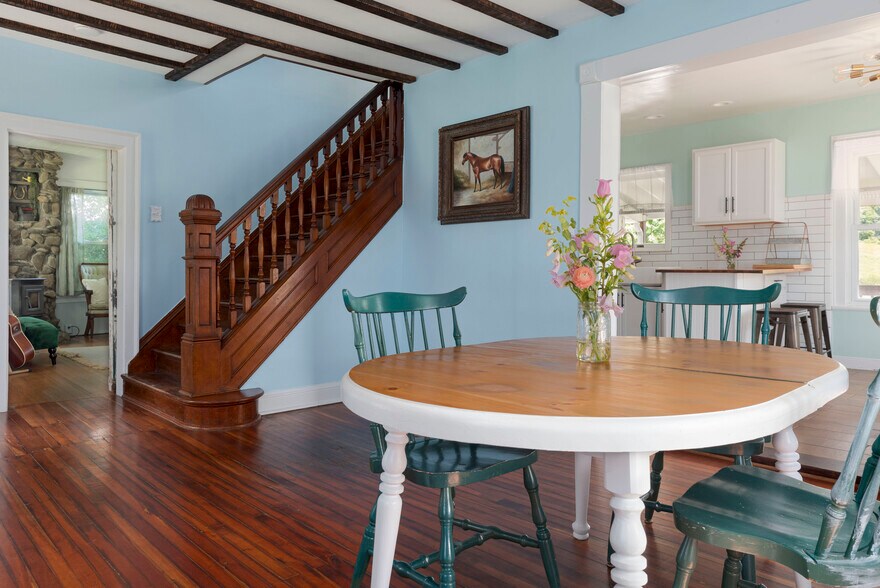 More Photos Of 538 N Harpersfield Rd, Jefferson Specialty For Sale