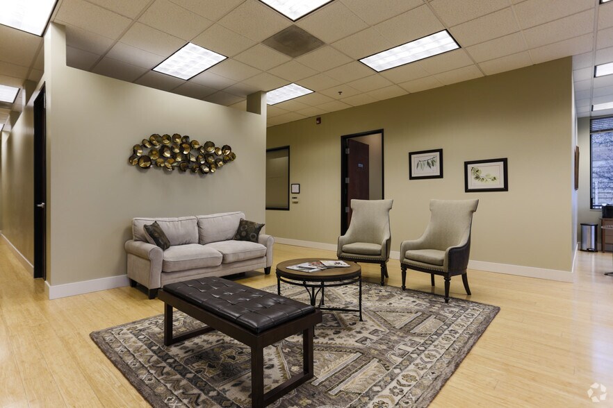 More Photos Of 1975 NW 167th Pl, Beaverton Office For Lease