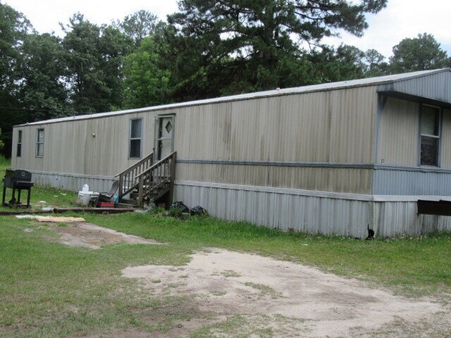 More Photos Of 440 John Garner Rd, Sanford Multifamily For Sale