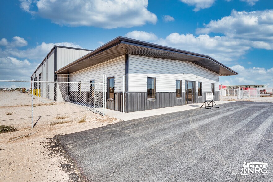More Photos Of 10318 W COUNTY ROAD 157, MIDLAND, TX 79706, Midland Warehouse For Lease