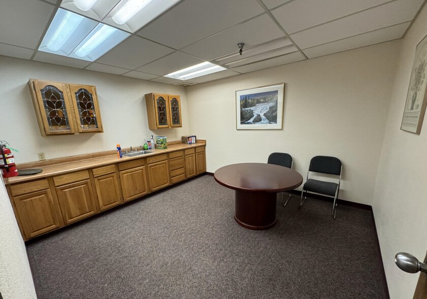 More Photos Of 1301 Huffman Rd, Anchorage Medical For Lease