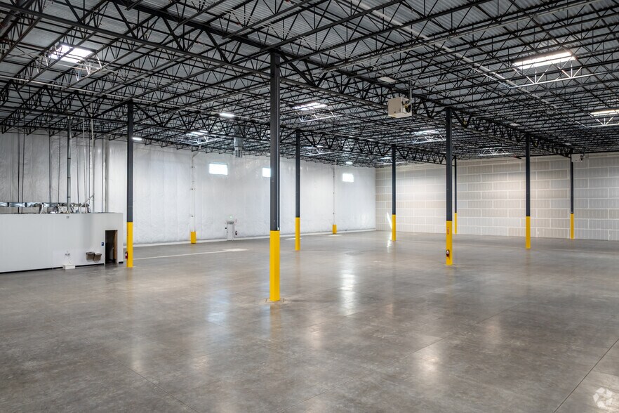 More Photos Of 7450 Clayton St, Denver Warehouse For Lease
