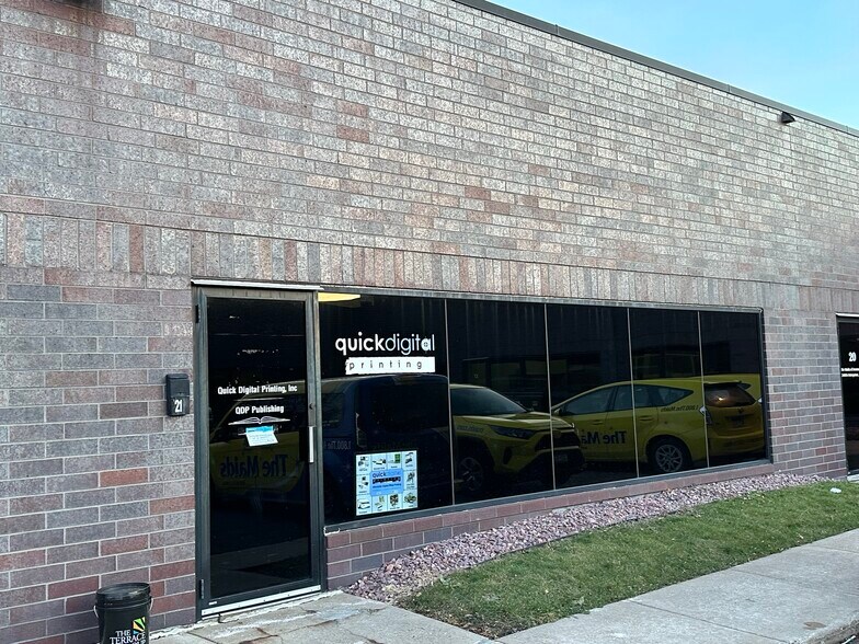 More Photos Of 425 Etna St, Saint Paul Light Manufacturing For Lease