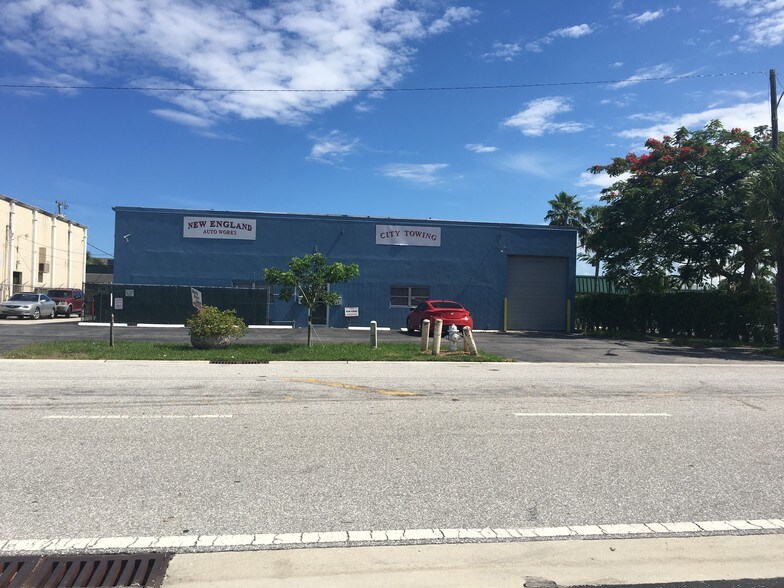 More Photos Of 170 NW 16th St, Boca Raton Warehouse For Sale
