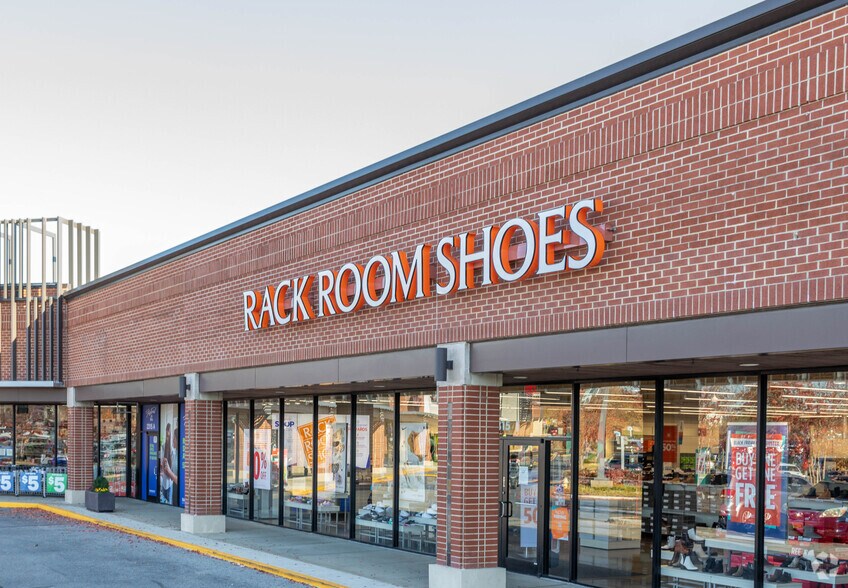 More Photos Of 2307-2329 Forest Dr, Annapolis Freestanding For Lease