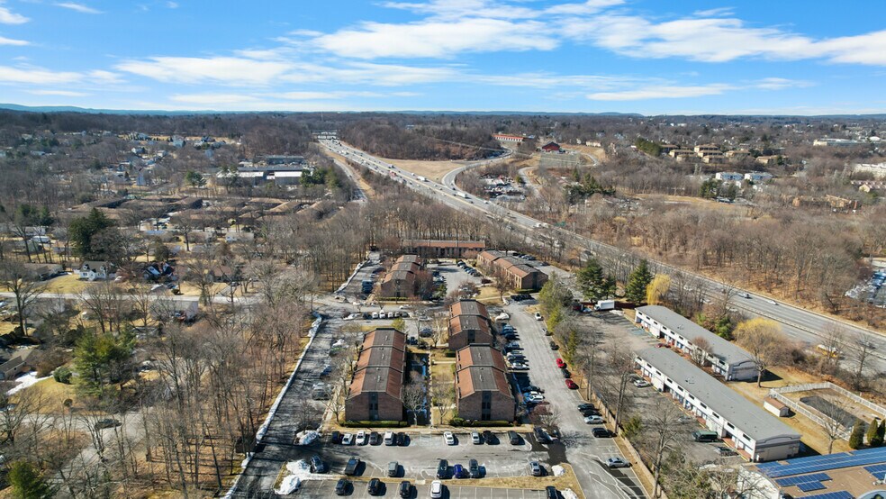 More Photos Of 55 Old Turnpike Rd, Nanuet Office For Lease