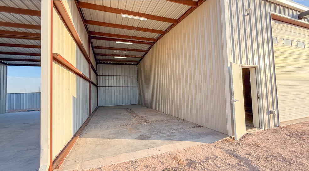 More Photos Of 7010 County 1160 rd, Midland Warehouse For Lease