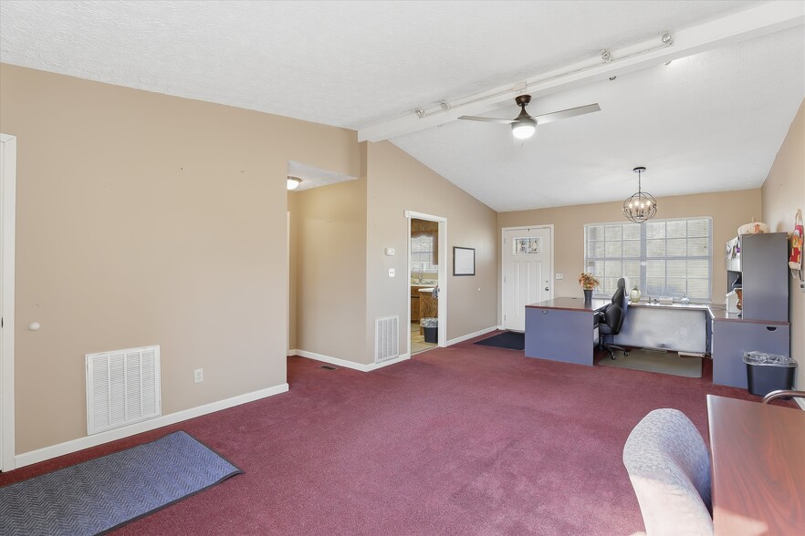 More Photos Of 7713 Oak Ridge Hwy, Knoxville Office For Sale