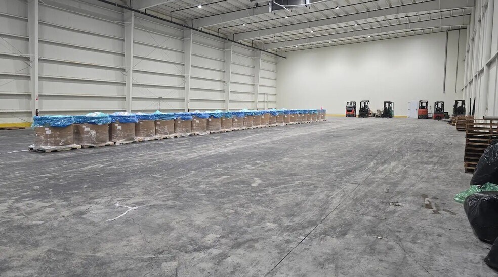 More Photos Of 1910 S 10th St, Hidalgo Refrigeration Cold Storage For Sale