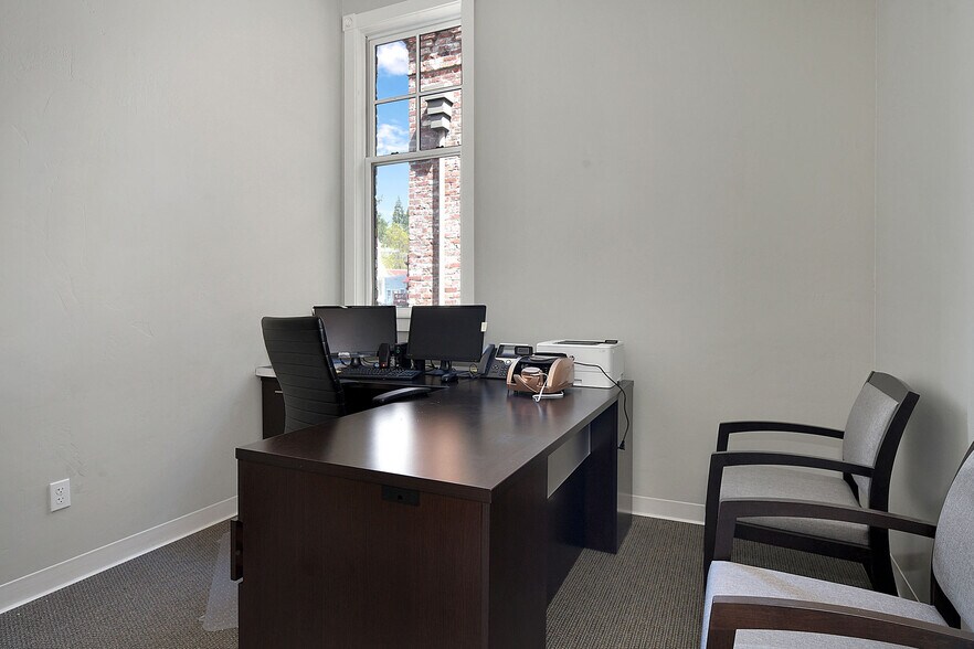 More Photos Of 100 Union St, Nevada City Office For Sale