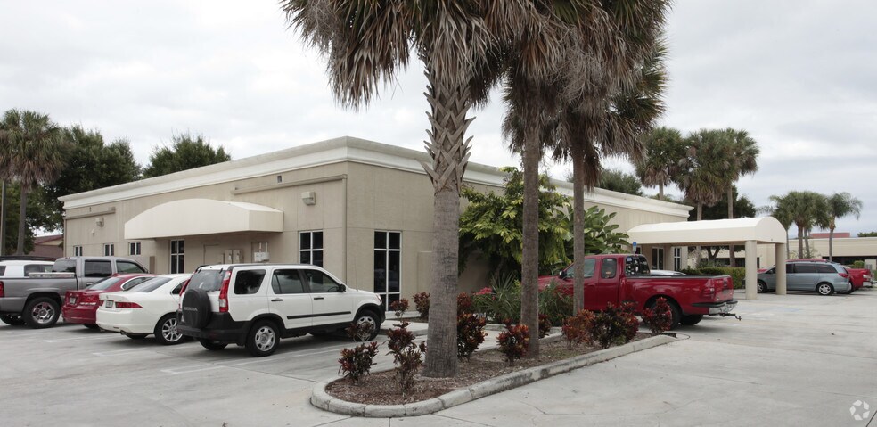 More Photos Of 5205 Village Blvd, West Palm Beach Medical For Lease