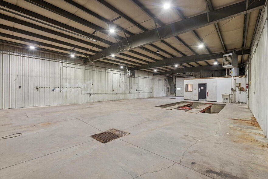 More Photos Of 6468 US Highway 93 S, Whitefish General Retail For Sale