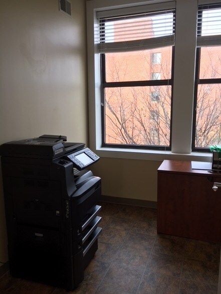 More Photos Of 11 W Prospect Ave, Mount Vernon Office For Lease