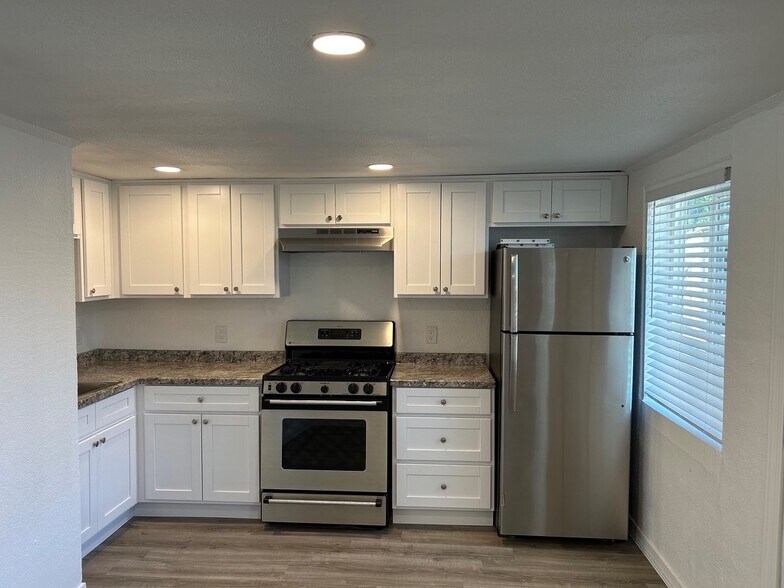 More Photos Of 8910-8912 N 3rd St, Phoenix Apartments For Sale