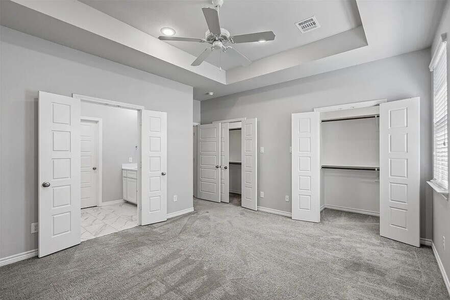 More Photos Of 2611 McCart Ave, Fort Worth Apartments For Sale