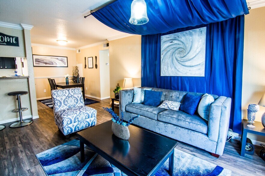 More Photos Of 424 S Bender Hollow, Humble Apartments For Sale