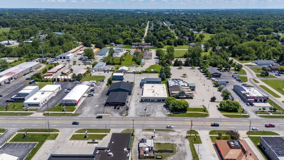 More Photos Of 3220 Bay Rd, Saginaw Storefront For Sale