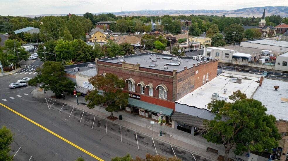 More Photos Of 214-226 E Main st, Walla Walla General Retail For Sale
