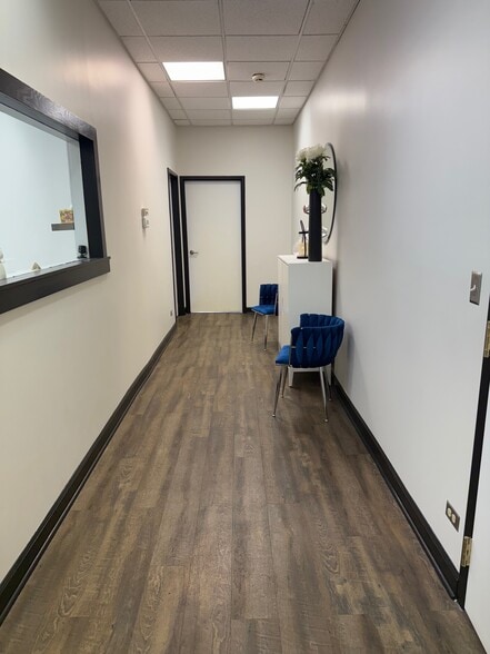 More Photos Of 616 Childs St, Wheaton General Retail For Lease