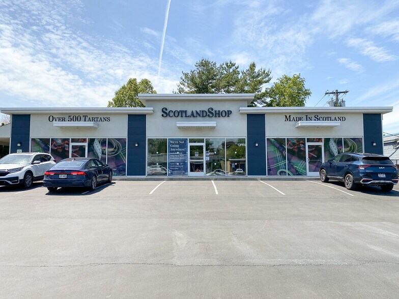 Primary Photo Of 678 New Loudon Rd, Latham Unknown For Sale