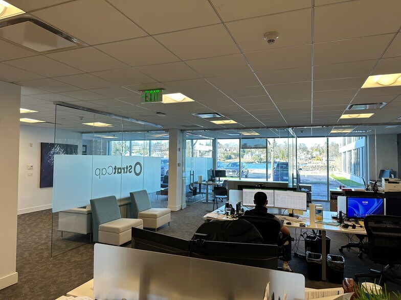 More Photos Of 660 Steamboat Rd, Greenwich Office For Lease