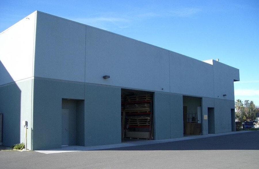 More Photos Of 1824 Empire Industrial Ct, Santa Rosa Research And Development For Lease