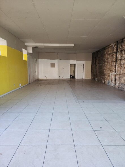 More Photos Of 3901 W Fullerton Ave, Chicago Storefront Retail Residential For Lease