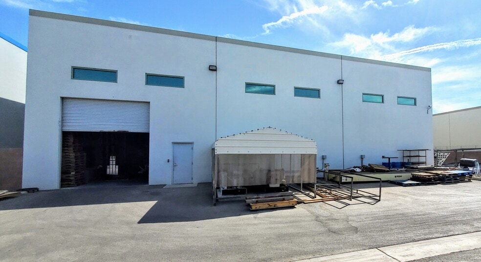 More Photos Of 4685 Copper Sage St, Las Vegas Warehouse For Sale
