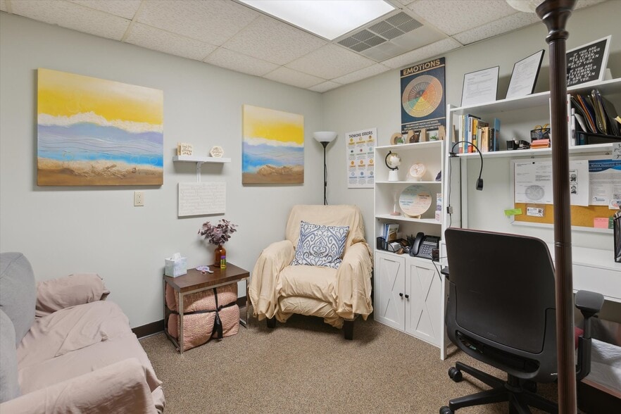 More Photos Of 615 S Euclid Ave, Bay City Medical For Sale