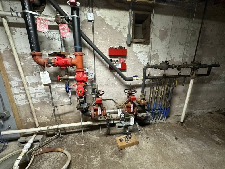 More Photos Of 638 Lake St, Wilson Freestanding For Sale