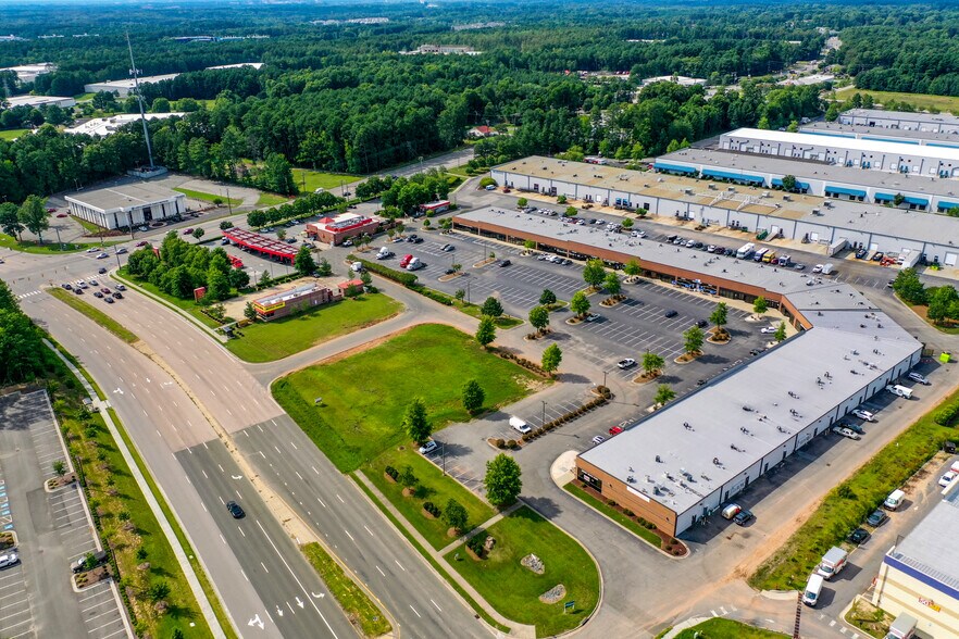 More Photos Of 2945 S Miami Blvd, Durham General Retail For Lease