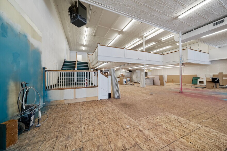 More Photos Of 321 Main St, Fort Morgan Storefront For Sale