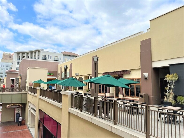 More Photos Of 280-400 E Colorado Blvd, Pasadena Unknown For Lease