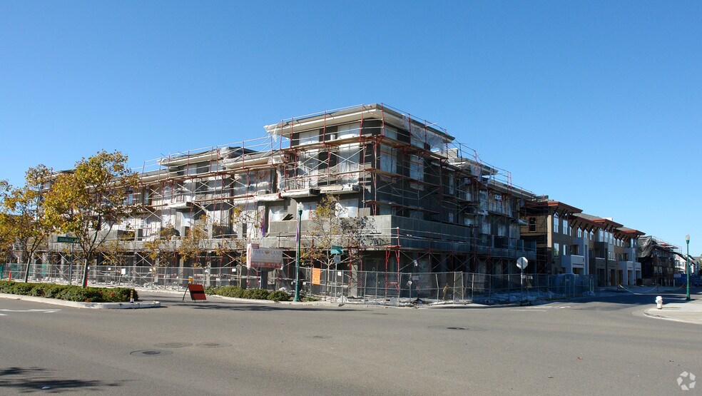 More Photos Of 965 Doubles Dr, Santa Rosa Apartments For Lease