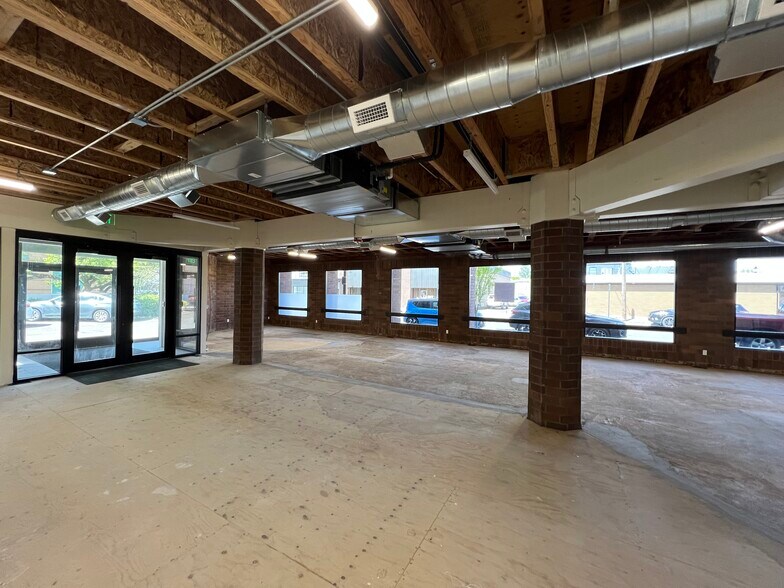 More Photos Of 300 Ellsworth St SW, Albany Bank For Sale