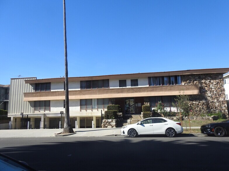 More Photos Of 409 S Manhattan Pl, Los Angeles Apartments For Sale
