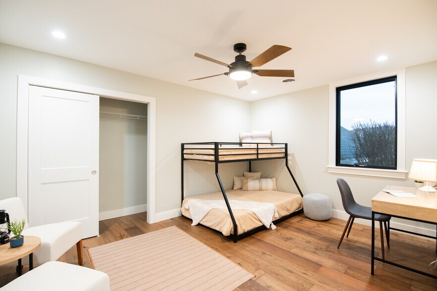 More Photos Of 1 Kurosaka Ln, Lake George Apartments For Sale
